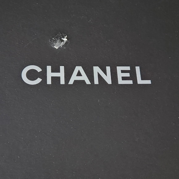 Chanel Box And Gift Bag - Picture 3 of 3